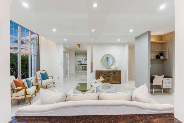 52 Chesterfield Way Orewa_17