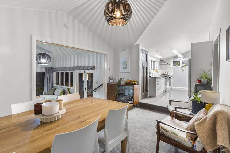 52 Woodward Road Mount Albert_8