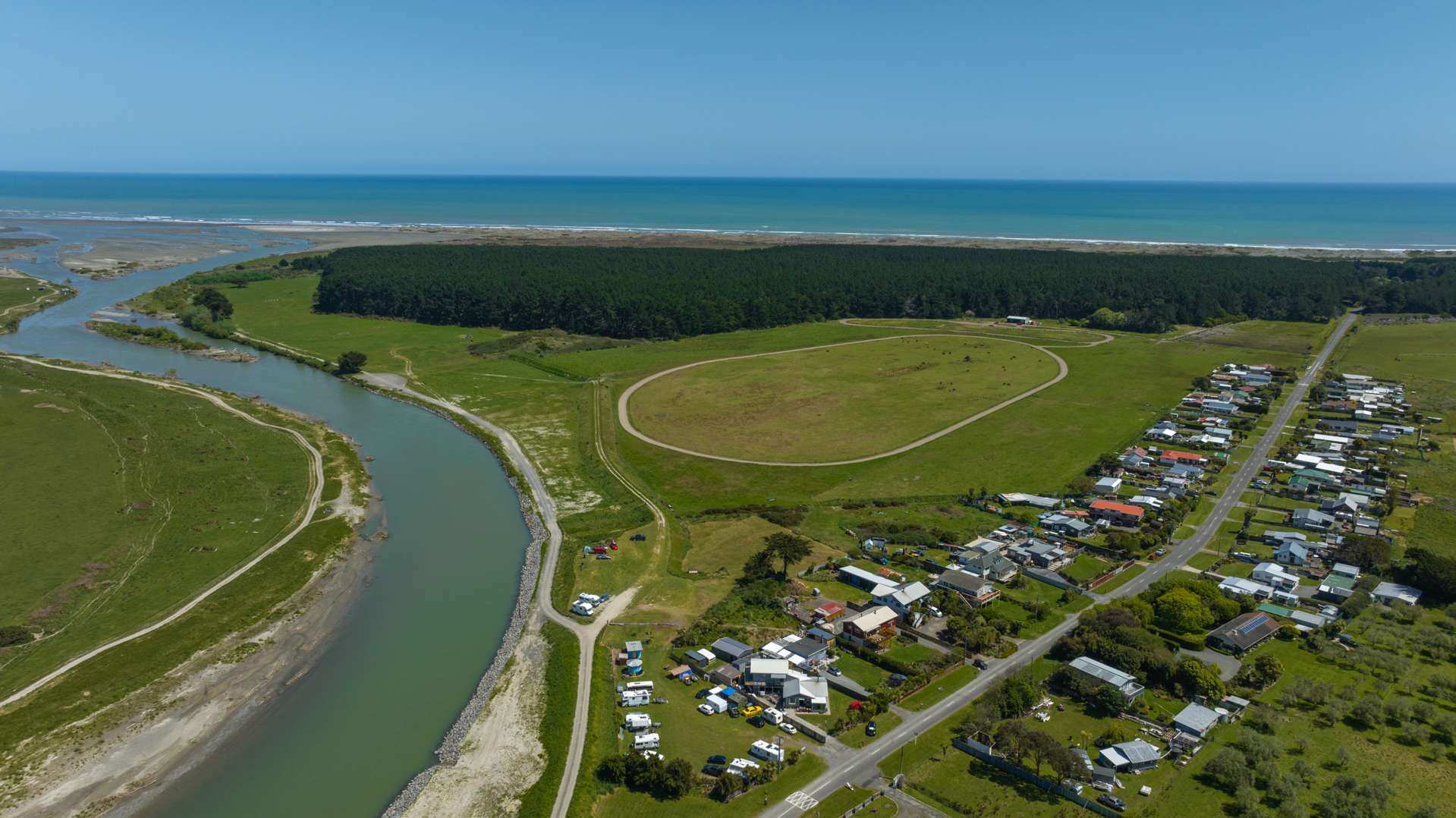 1951 Parewanui Road Parewanui_0