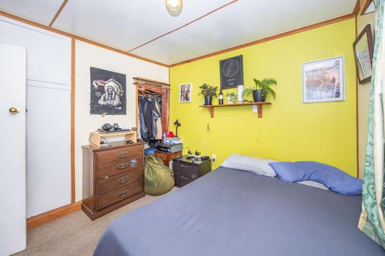 9 Shelley Jane Place Dinsdale_13