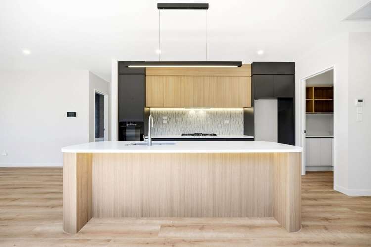 76 Huanui Drive Orewa_5