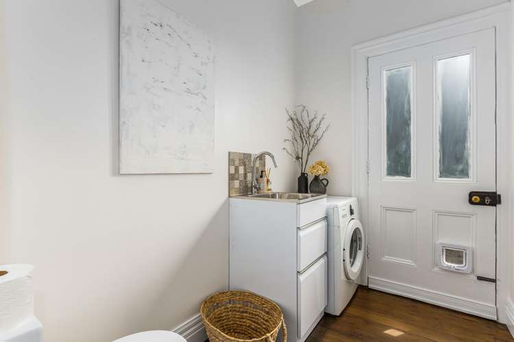 2 Castlemaine Close Karori_14