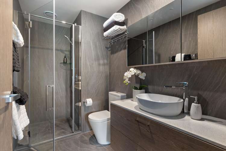 205/34 Red Oaks Drive Frankton_14