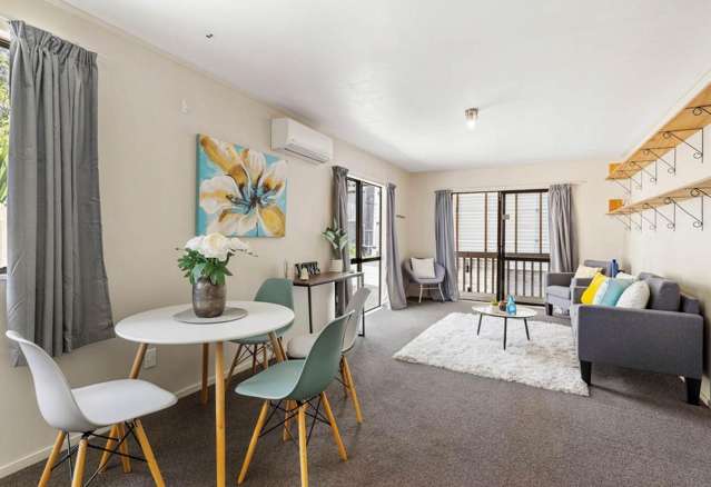 179 Solar Road Glen Eden_1