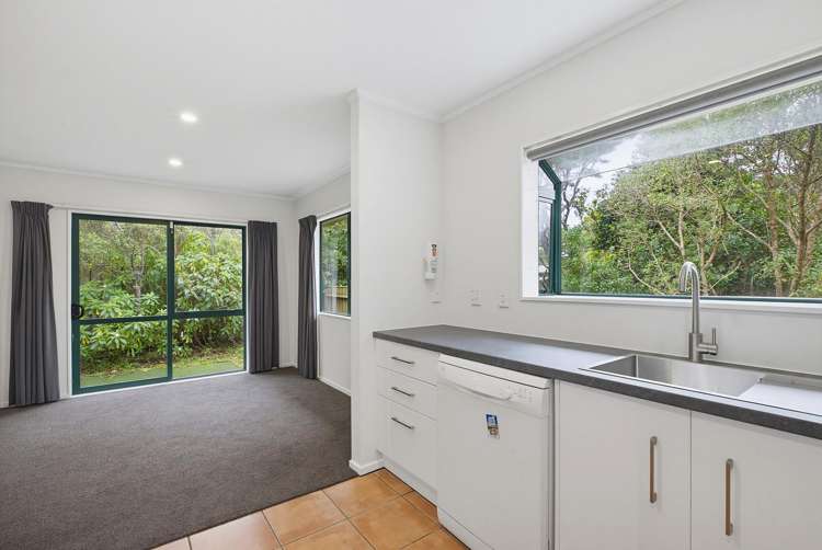 12 & 12A Wairaka Road Pukerua Bay_6