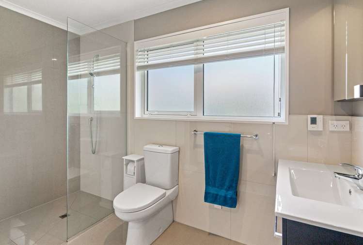 32 Sylvia Street Parklands_14