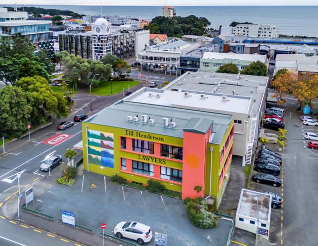 Stand-out CBD Office