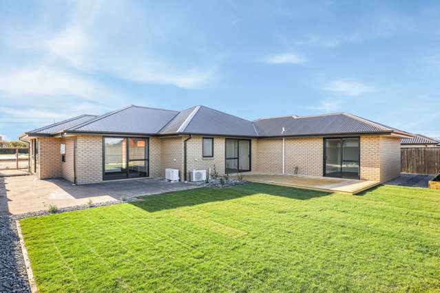 Six Bedroom Six Bathroom Home!