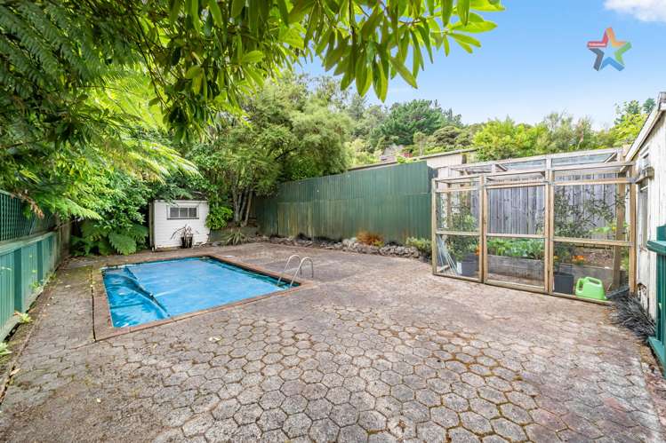 21 Kennedy Grove Stokes Valley_19