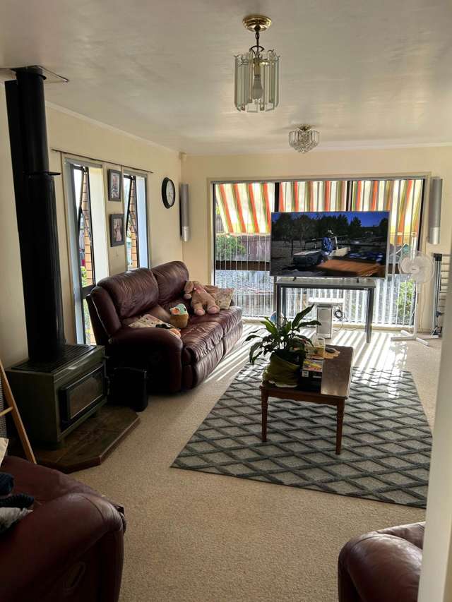13 Mark Edward Drive Bucklands Beach_1