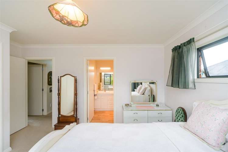 12 Barnett Drive Marton_19