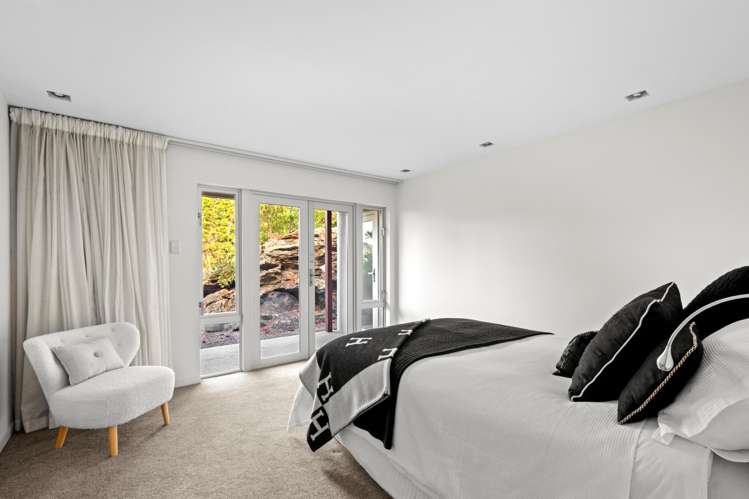 49 The Half Mile Alexandra_27