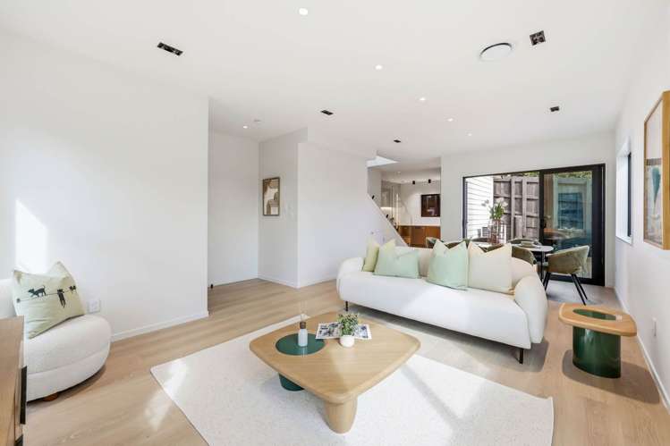 54B Bruce Road Glenfield_12