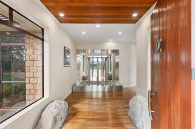 221 Lewis Road_4