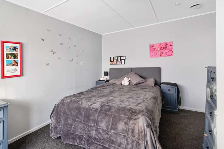 15 Sherratt Street West End_8