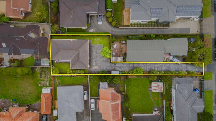 1/2 Kokiri Street, Te Atatu South_26