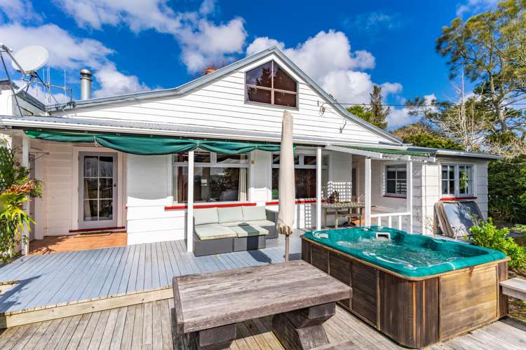 1526 Ararua Road Otamatea Surrounds_8