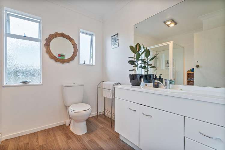 29b South Highway Whitianga_12