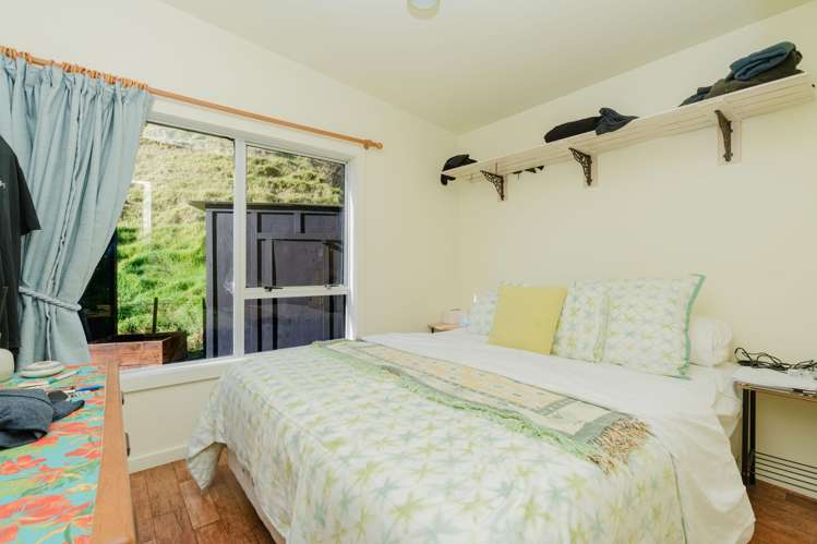 9 Rauparaha Street Marokopa_10