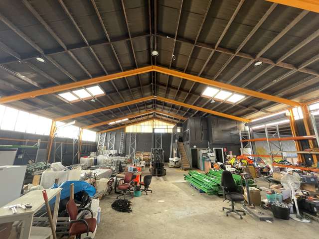 2/4 Gabador Place Mount Wellington_1