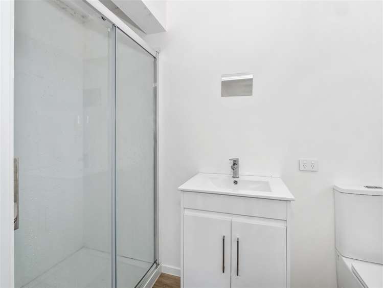 37 Poike Road Hairini_16