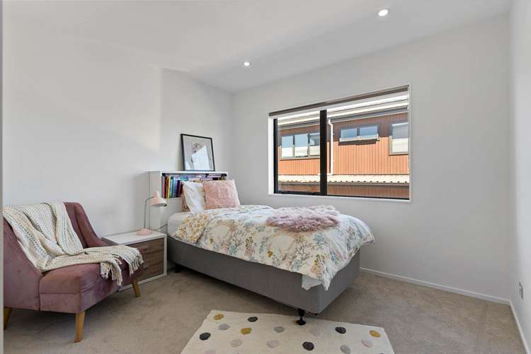 8 Makura Road Long Bay_20