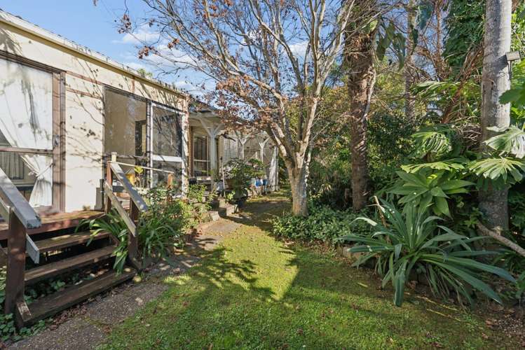 13 Ward Crescent Te Atatu Peninsula_10