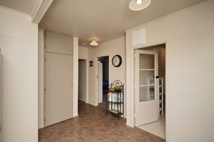 52 Batten Grove The Pines Beach_12