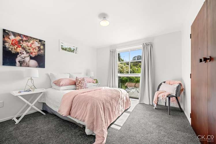 3 Eastview Grove Normandale_13