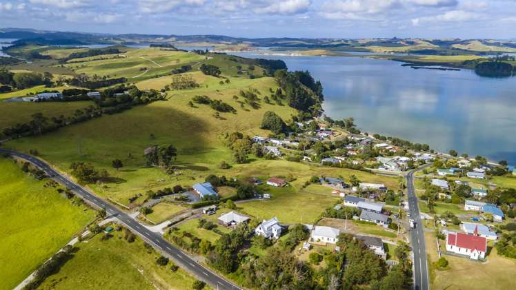 1091 Whakapirau Road Whakapirau_17