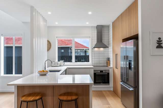 17B Holland Avenue Point England_2