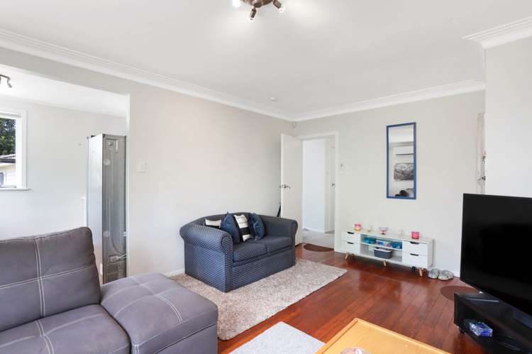 19 Kelwyn Road Kelston_7