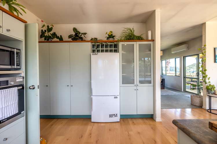 2 Natzka Road Ostend_12