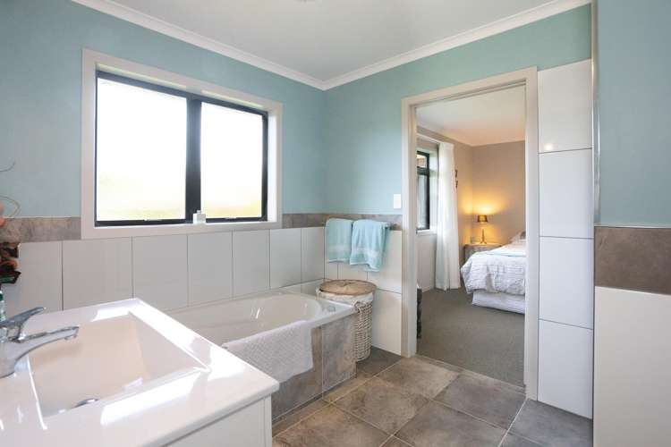 7 Melody Place Marton_11