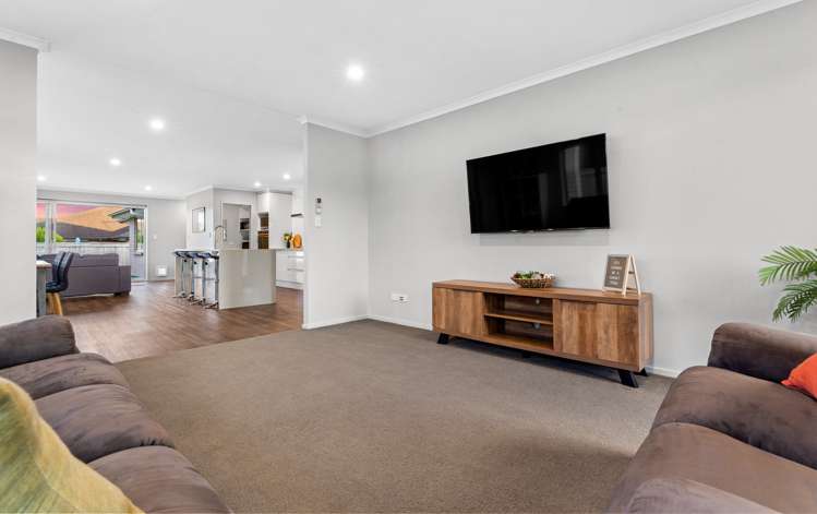 15 Orchard Terrace Riverhead_14