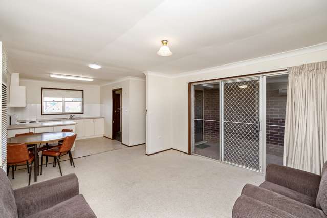3 Telopea Place Junee_3