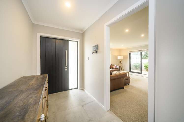 96 Pharazyn Street Feilding_1