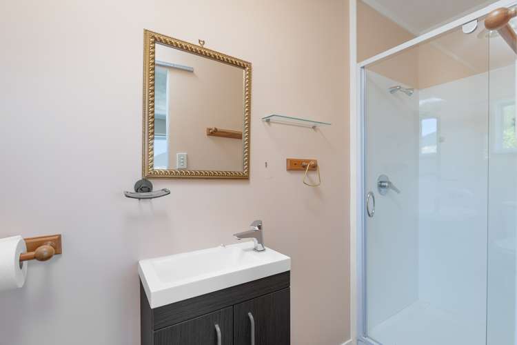 15 Thompson Place Anakiwa and Surrounds_9