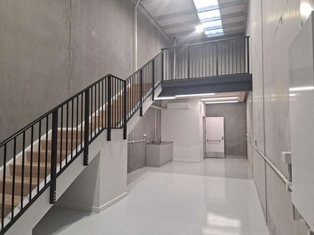 31/90A Hobsonville Road Hobsonville_1