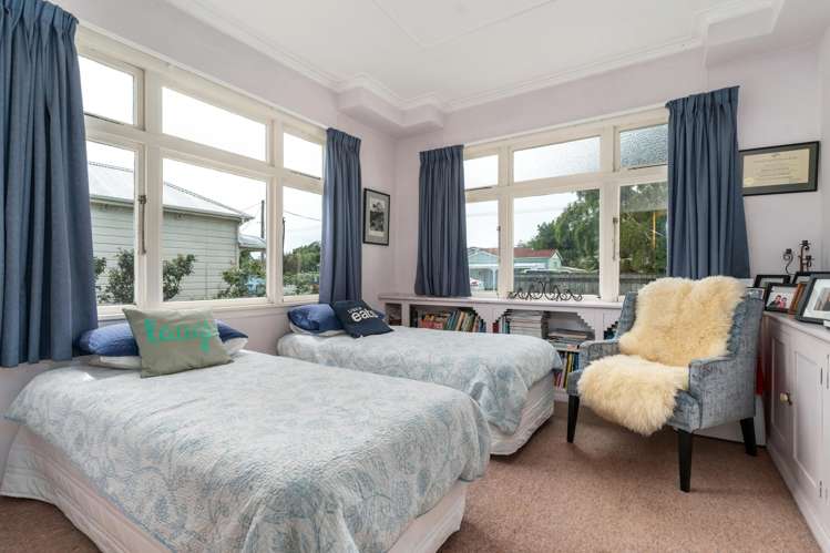 204 High Street South Carterton_7