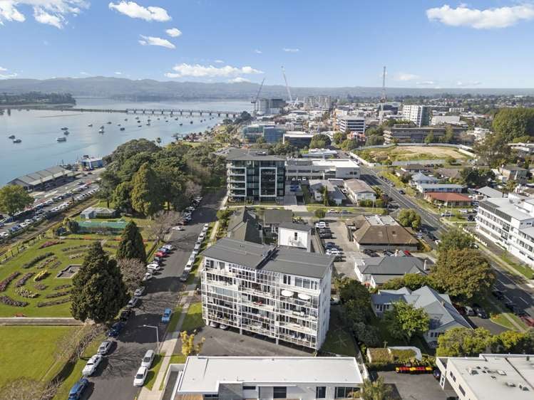 1/22 Cliff Road Tauranga Central_15