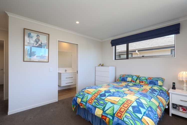 18 Andrew Street Stoke_8