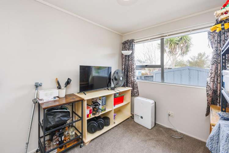 29 Ferndale Place Feilding_14
