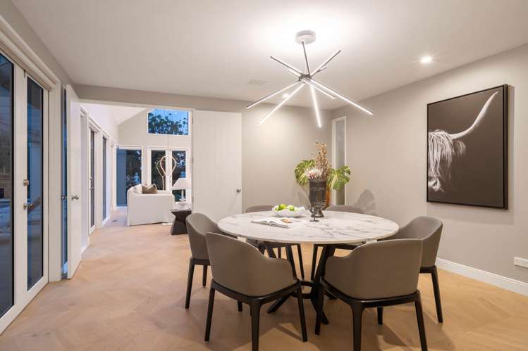 286 Hurstmere Road_2