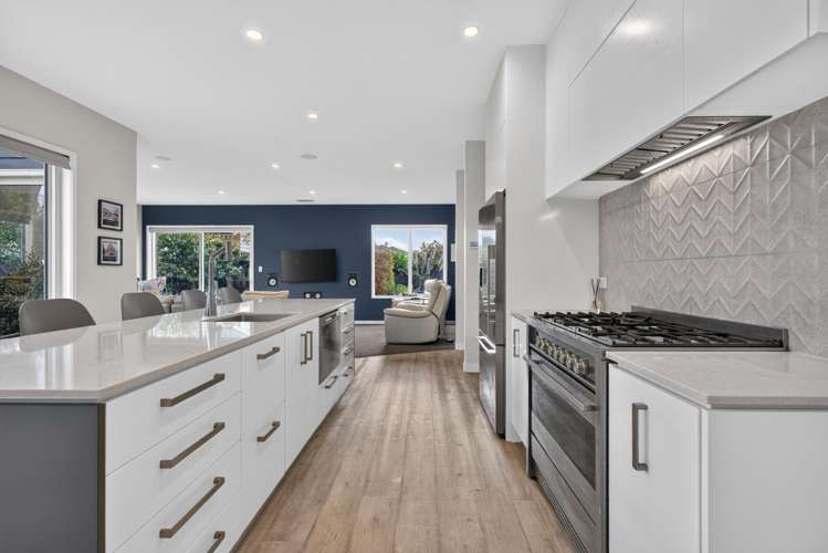 122D Waterloo Road Hutt Central_9