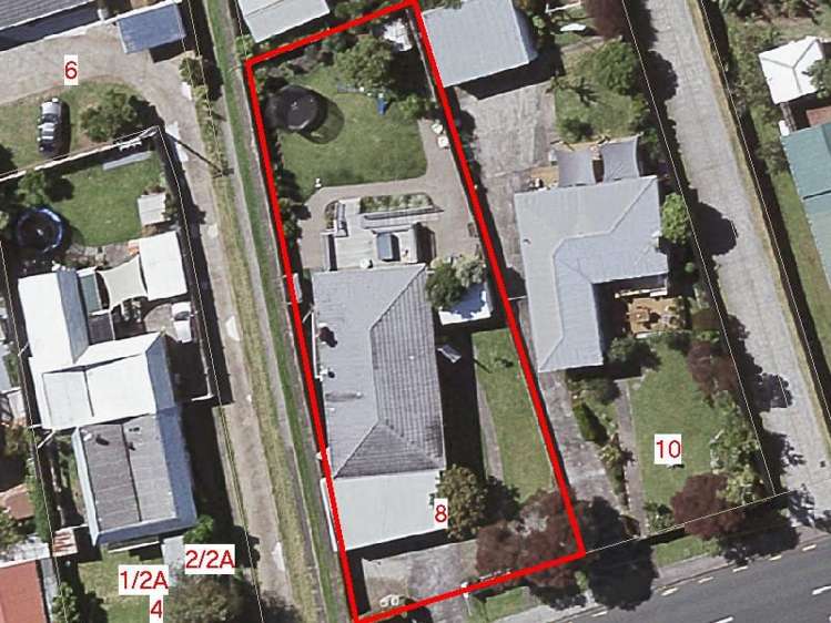 8 Eskdale Road Birkdale_18