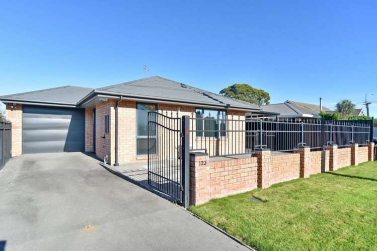 1/123 Sawyers Arms Road_0