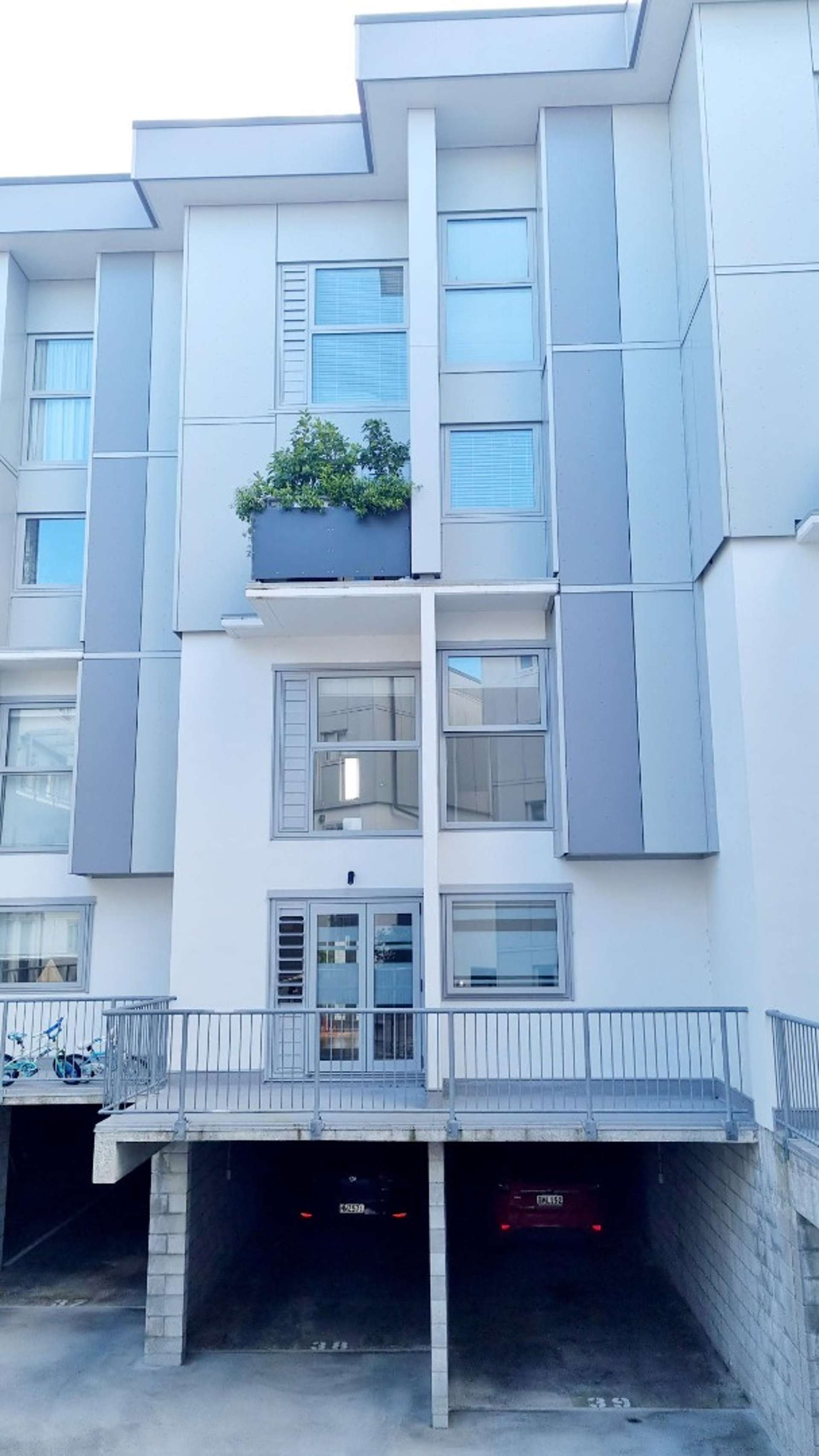 23/2 Western Springs Rd 1726_0