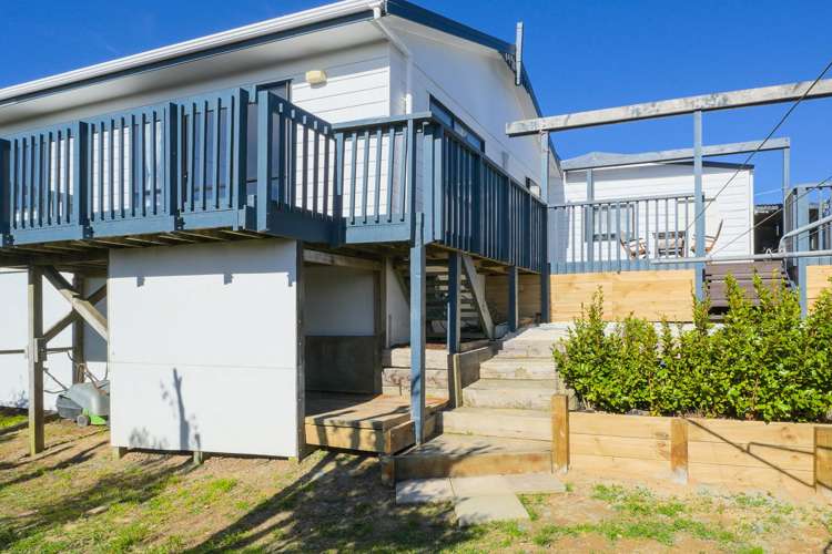 8 Maraval Crescent Grenada Village_16
