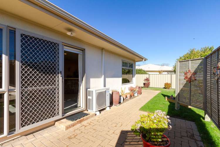 8 Ellerslie Place Taradale_9